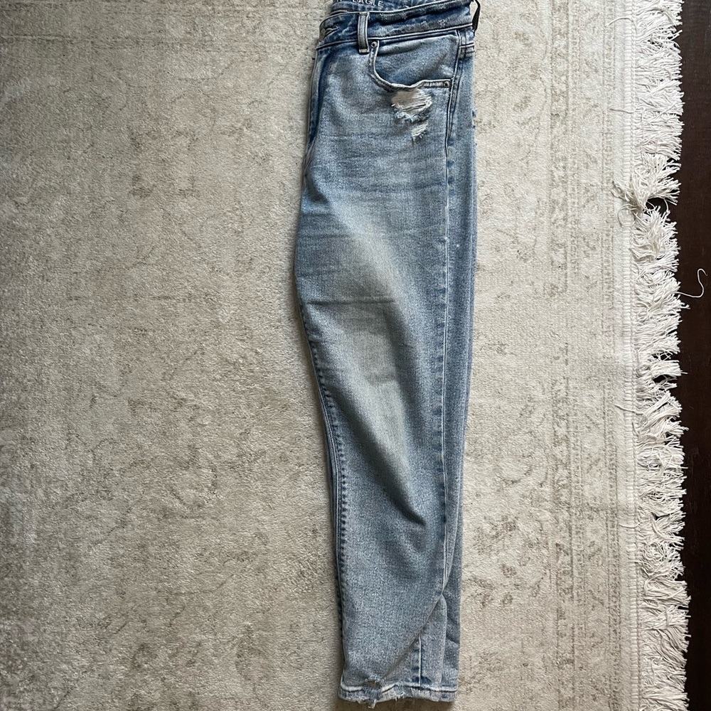 American eagle stretch mom jean